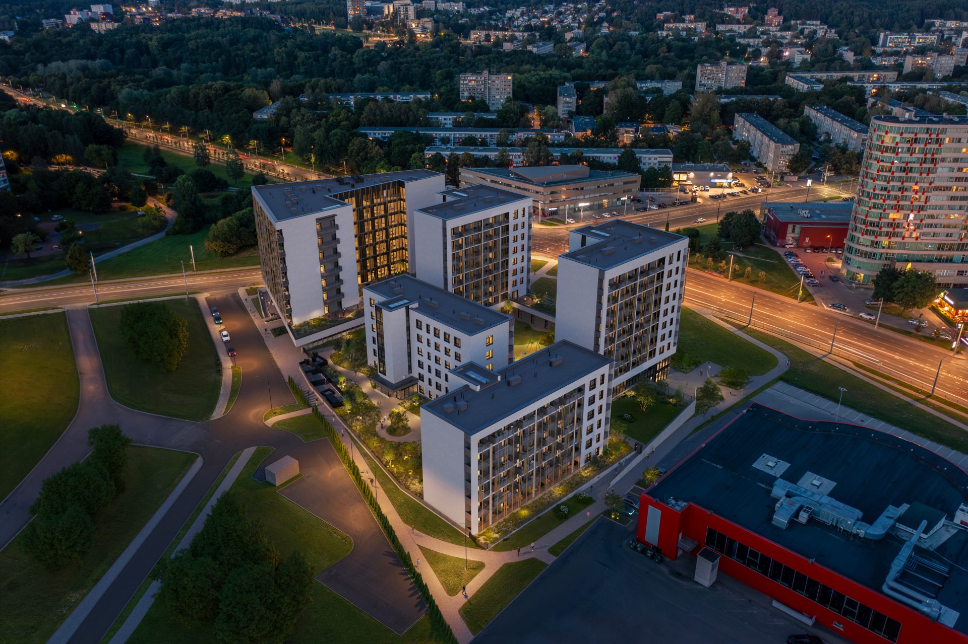 P70 kvartalas iš paukščio skrydžio Žirmūnų ir Kareivių gatvių sankirtoje